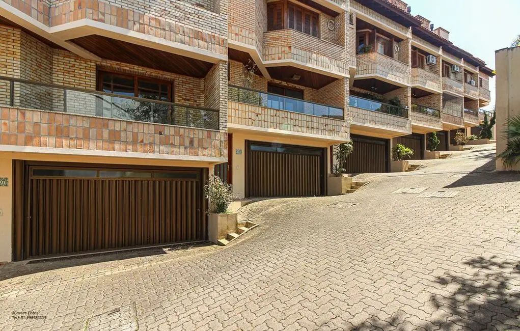 Foto 2 de Casa com 3 quartos à venda, 232m2 em Jardim Isabel, Porto Alegre - RS