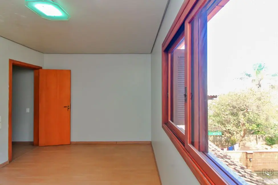 Casa com 3 quartos à venda, 337m2 em Cascata, Porto Alegre - RS - imagem 9 Foto 9 de Casa com 3 quartos à venda, 337m2 em Cascata, Porto Alegre - RS