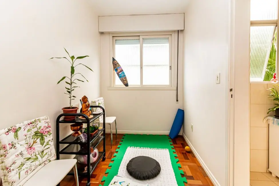 Apartamento com 2 quartos à venda, 84m2 em Menino Deus, Porto Alegre - RS - imagem 9 Foto 9 de Apartamento com 2 quartos à venda, 84m2 em Menino Deus, Porto Alegre - RS
