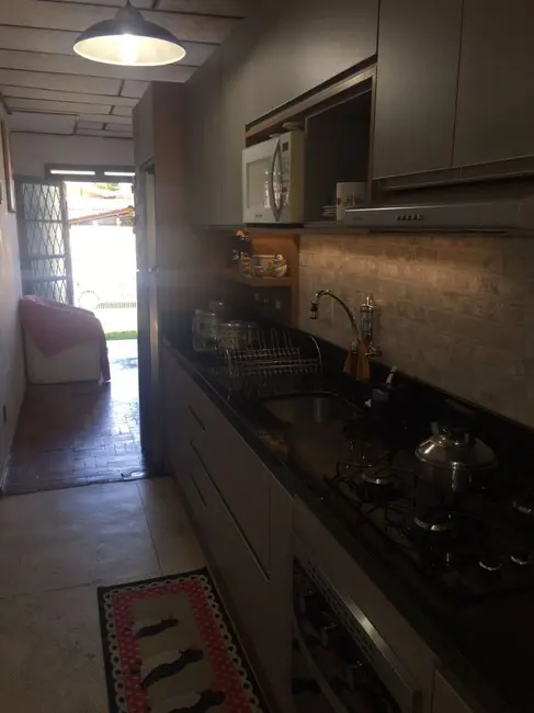 Casa com 2 quartos à venda, 55m2 em Porto Alegre - RS - imagem 7 Foto 7 de Casa com 2 quartos à venda, 55m2 em Porto Alegre - RS