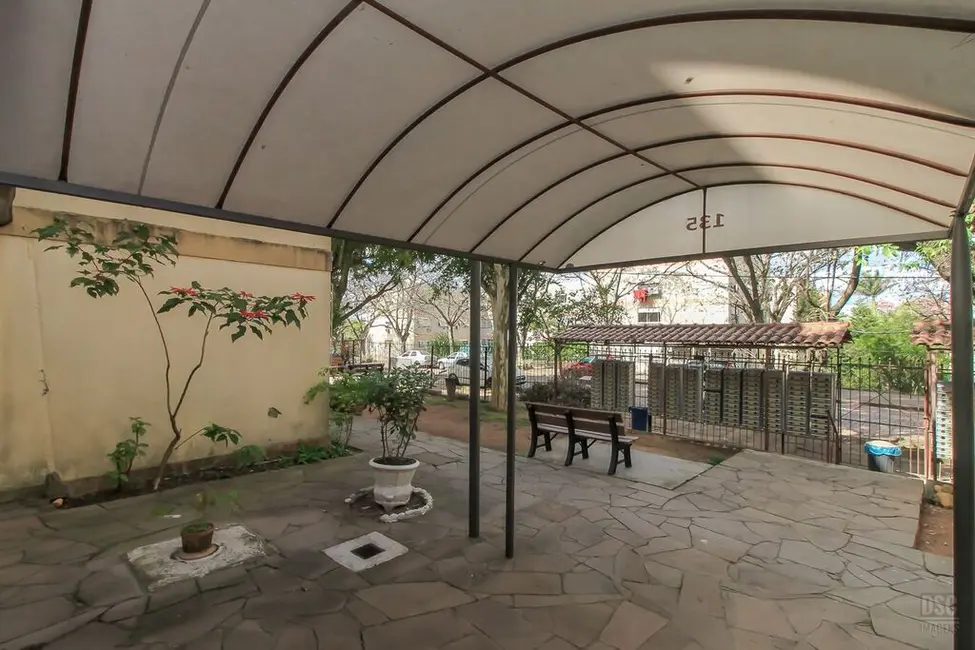 Foto 4 de Apartamento com 3 quartos à venda, 63m2 em Santo Antônio, Porto Alegre - RS