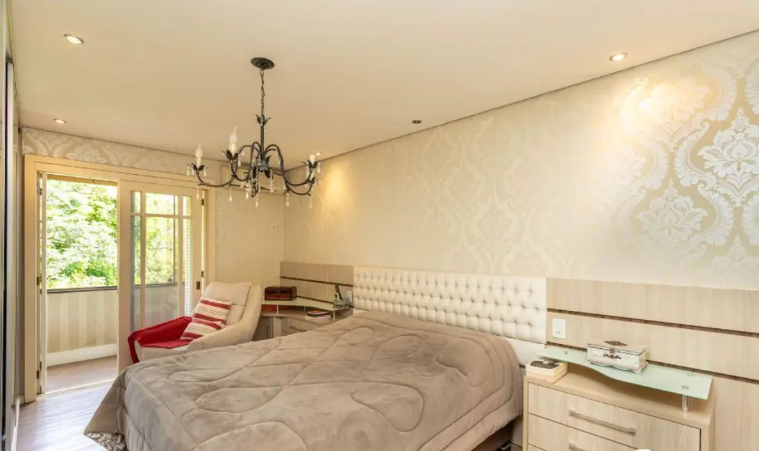 Cobertura com 3 quartos à venda, 252m2 em Jardim Itu, Porto Alegre - RS - imagem 9 Foto 9 de Cobertura com 3 quartos à venda, 252m2 em Jardim Itu, Porto Alegre - RS