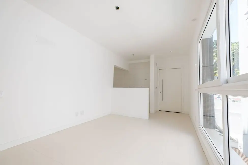 Apartamento com 3 quartos à venda, 98m2 em Centro, Florianopolis - SC - imagem 8 Foto 8 de Apartamento com 3 quartos à venda, 98m2 em Centro, Florianopolis - SC