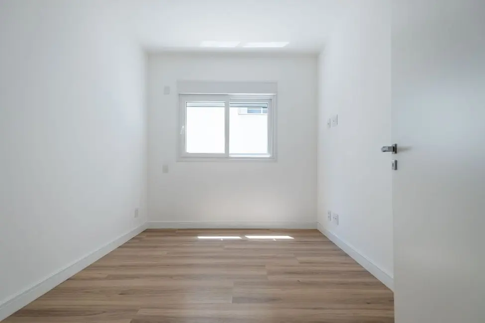 Apartamento com 3 quartos à venda, 98m2 em Centro, Florianopolis - SC - imagem 9 Foto 9 de Apartamento com 3 quartos à venda, 98m2 em Centro, Florianopolis - SC