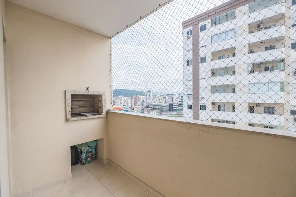 Foto 4 de Apartamento com 2 quartos à venda, 59m2 em Barreiros, Sao Jose - SC