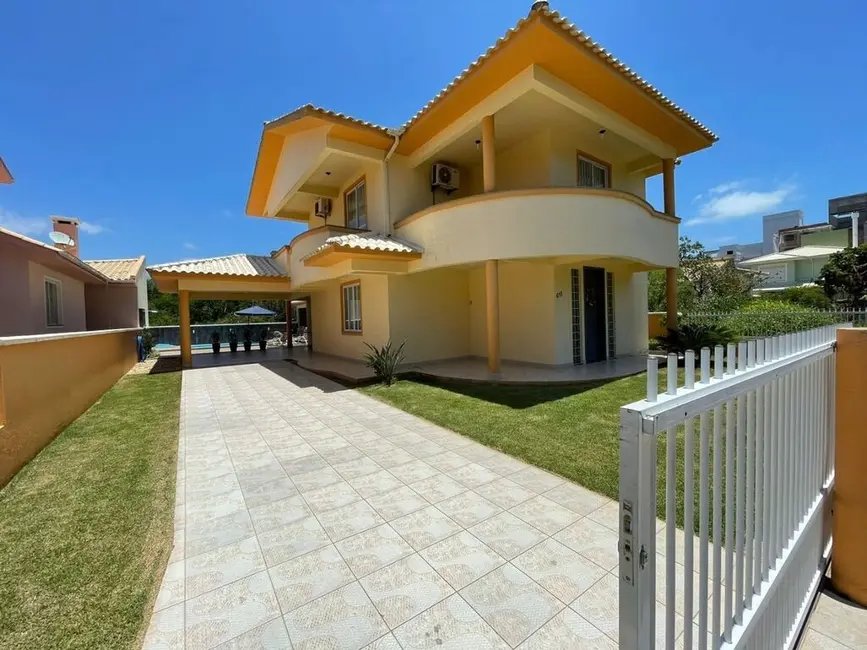 Foto 5 de Casa com 5 quartos à venda, 245m2 em Governador Celso Ramos - SC