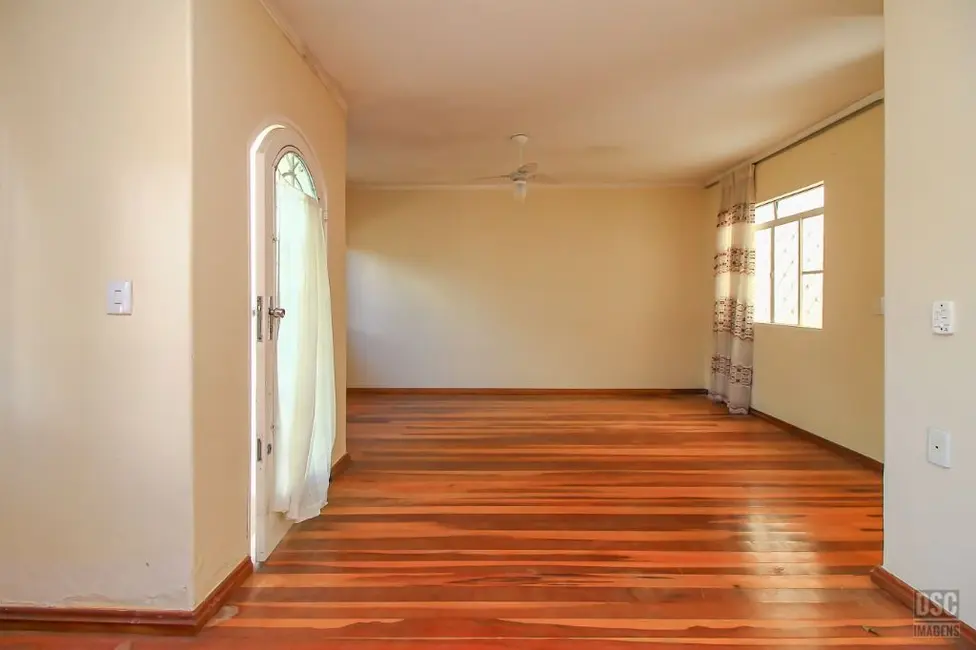 Casa com 3 quartos à venda, 139m2 em Ipanema, Porto Alegre - RS - imagem 8 Foto 8 de Casa com 3 quartos à venda, 139m2 em Ipanema, Porto Alegre - RS