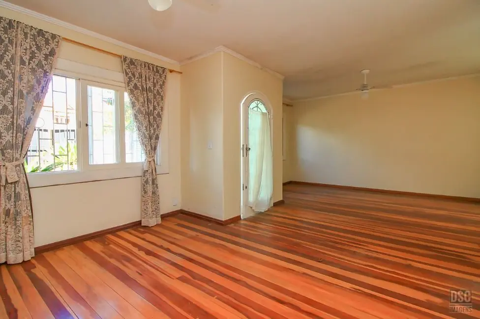 Casa com 3 quartos à venda, 139m2 em Ipanema, Porto Alegre - RS - imagem 7 Foto 7 de Casa com 3 quartos à venda, 139m2 em Ipanema, Porto Alegre - RS