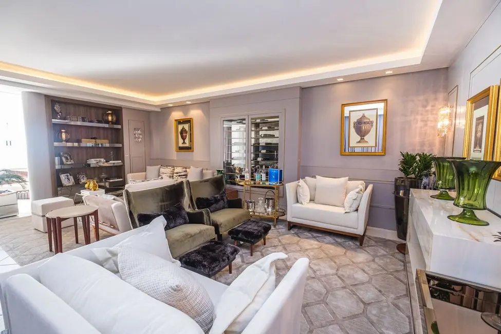 Apartamento com 3 quartos à venda, 262m2 em Centro, Florianopolis - SC - imagem 3 Foto 3 de Apartamento com 3 quartos à venda, 262m2 em Centro, Florianopolis - SC