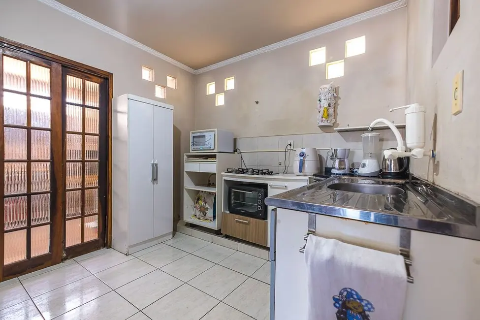 Foto 5 de Casa com 4 quartos à venda, 221m2 em Campinas, Sao Jose - SC