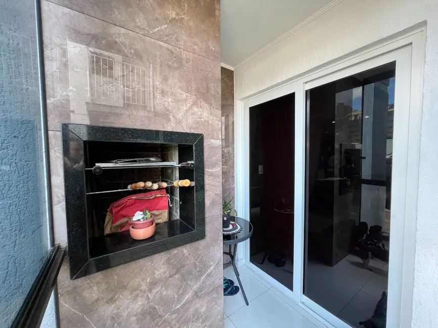 Foto 9 de Apartamento com 2 quartos à venda, 77m2 em Igara, Canoas - RS