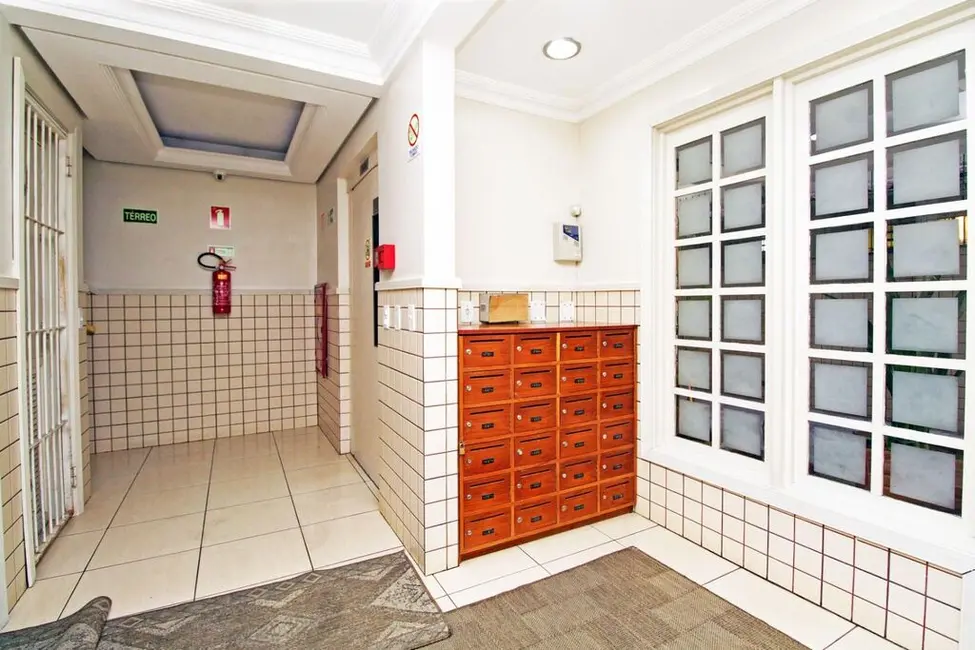 Apartamento com 1 quarto à venda, 53m2 em Centro Histórico, Porto Alegre - RS - imagem 4 Foto 4 de Apartamento com 1 quarto à venda, 53m2 em Centro Histórico, Porto Alegre - RS