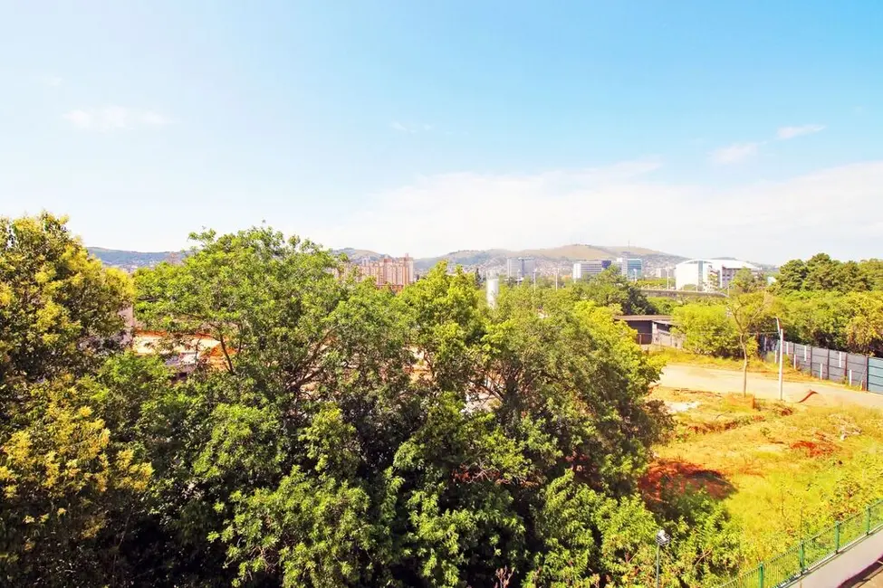 Foto 8 de Apartamento com 2 quartos à venda, 67m2 em Jardim do Salso, Porto Alegre - RS