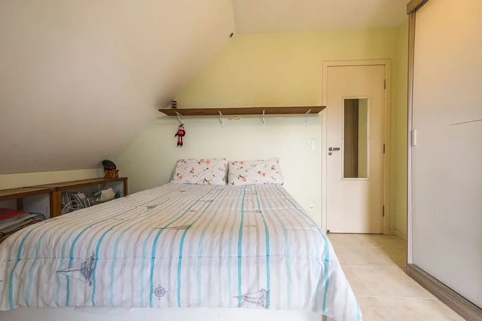 Foto 5 de Casa de Condomínio com 4 quartos à venda, 230m2 em Cachoeira do Bom Jesus, Florianopolis - SC