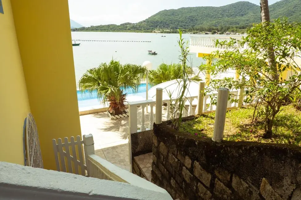 Foto 3 de Casa com 5 quartos à venda, 750m2 em Ribeirão da Ilha, Florianopolis - SC