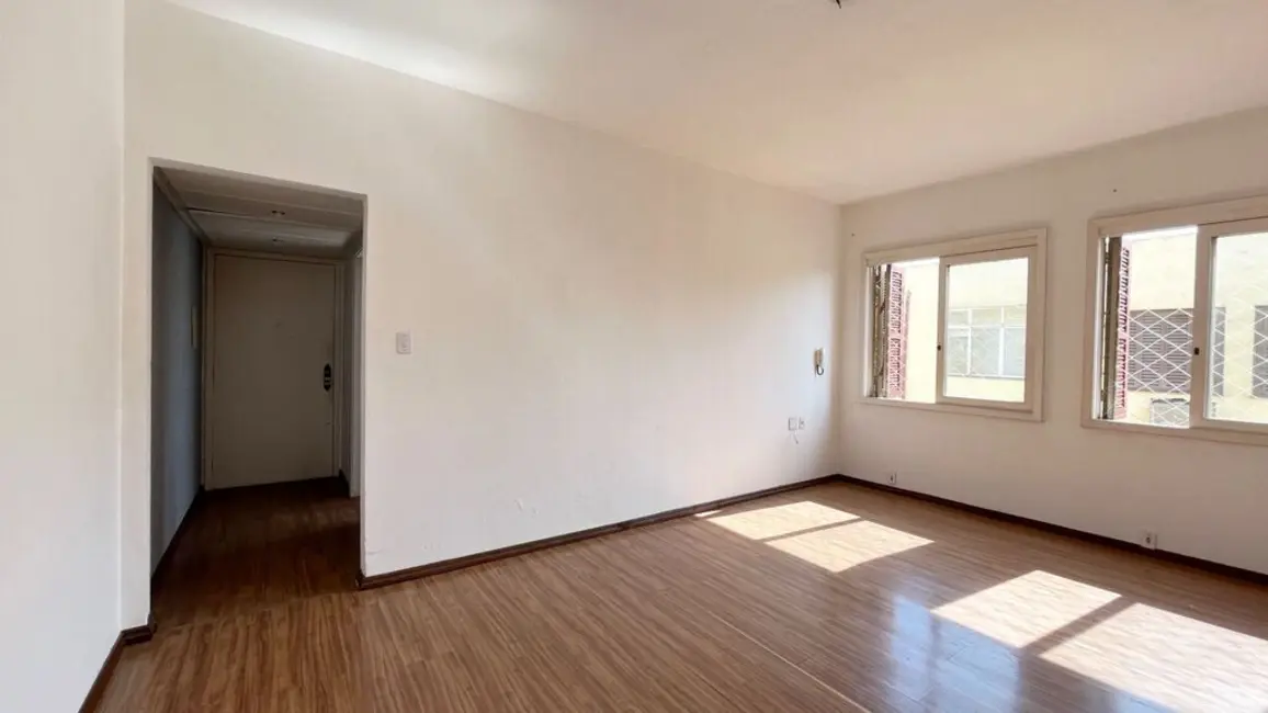 Foto 3 de Apartamento com 2 quartos à venda, 79m2 em Partenon, Porto Alegre - RS