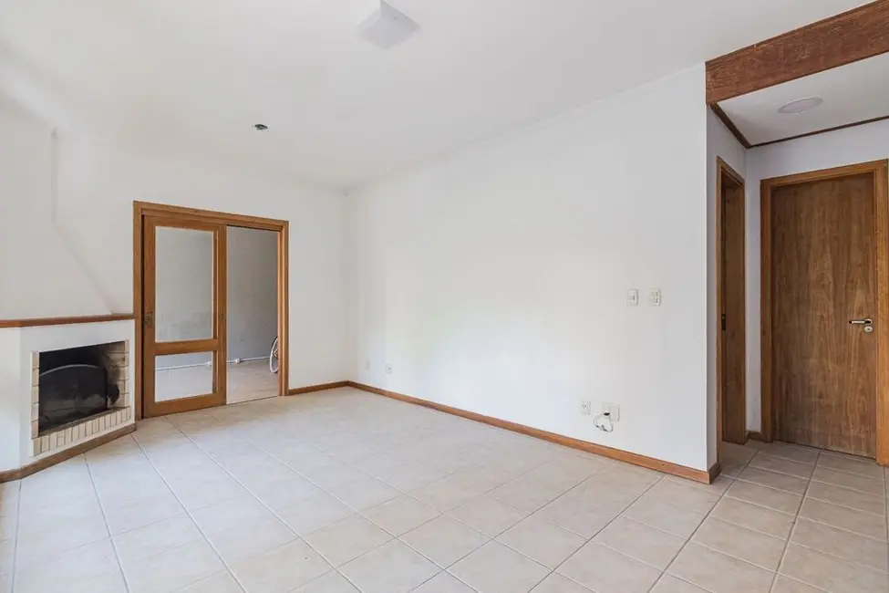 Casa de Condomínio com 3 quartos à venda, 132m2 em Espírito Santo, Porto Alegre - RS - imagem 5 Foto 5 de Casa de Condomínio com 3 quartos à venda, 132m2 em Espírito Santo, Porto Alegre - RS