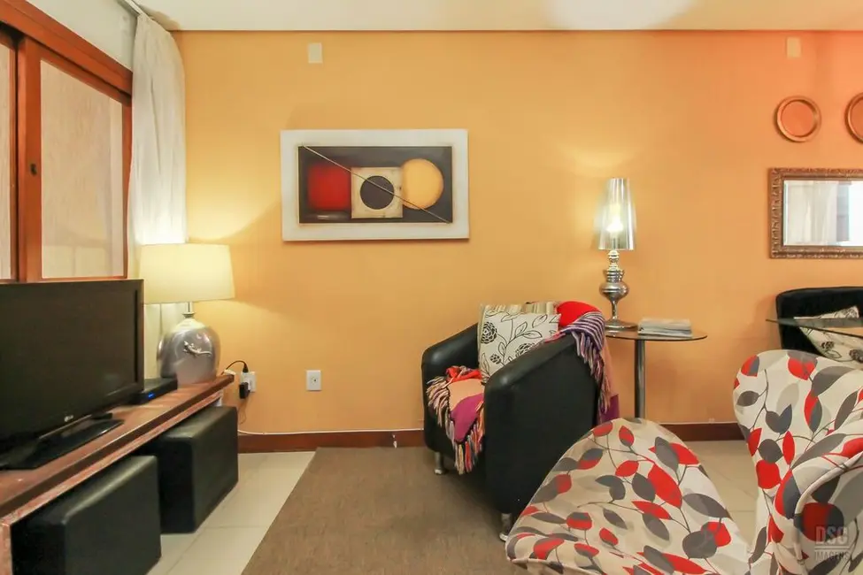 Casa de Condomínio com 3 quartos à venda, 155m2 em Hípica, Porto Alegre - RS - imagem 5 Foto 5 de Casa de Condomínio com 3 quartos à venda, 155m2 em Hípica, Porto Alegre - RS