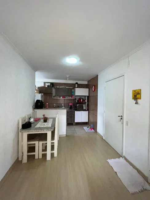 Foto 2 de Apartamento com 3 quartos à venda, 66m2 em Mário Quintana, Porto Alegre - RS