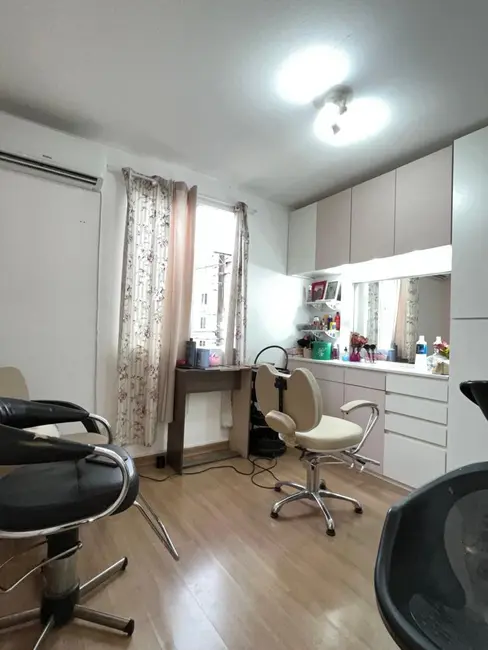 Foto 6 de Apartamento com 3 quartos à venda, 66m2 em Mário Quintana, Porto Alegre - RS