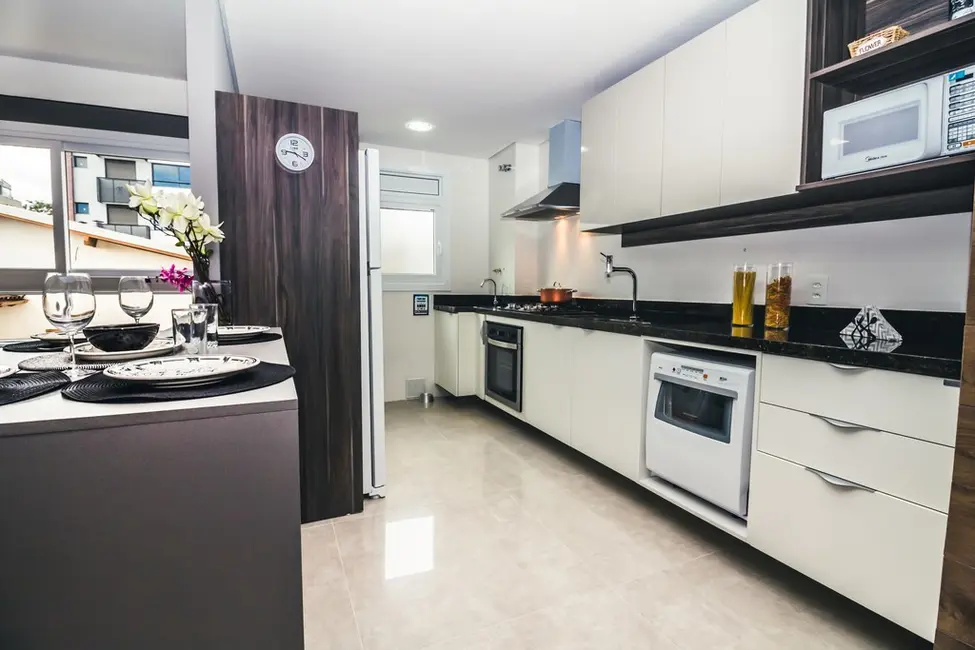 Foto 6 de Apartamento com 2 quartos à venda, 65m2 em Santana, Porto Alegre - RS