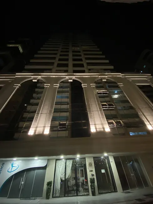 Foto 4 de Apartamento com 4 quartos à venda, 206m2 em Itapema - SC