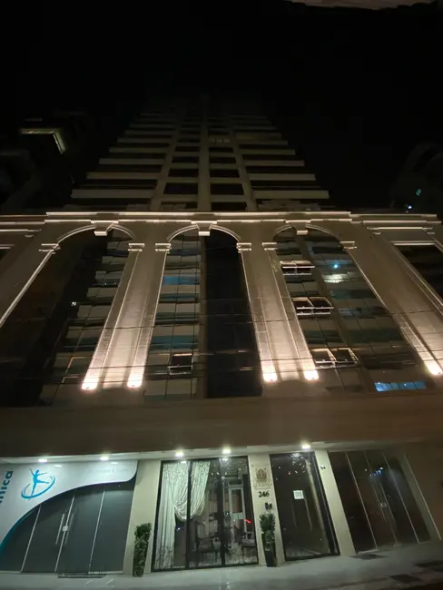 Foto 4 de Apartamento com 4 quartos à venda, 164m2 em Itapema - SC