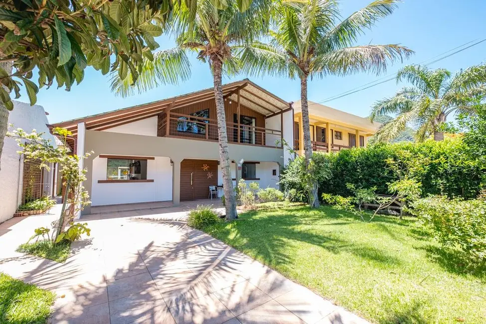 Foto 1 de Casa com 4 quartos à venda, 149m2 em Armação do Pântano do Sul, Florianopolis - SC