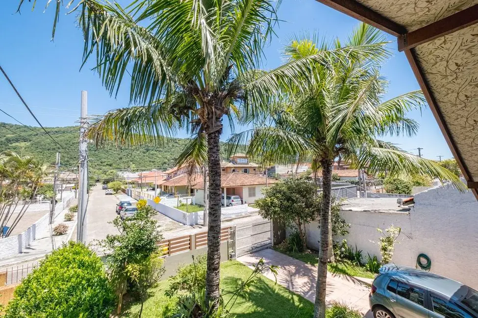 Foto 5 de Casa com 4 quartos à venda, 149m2 em Armação do Pântano do Sul, Florianopolis - SC