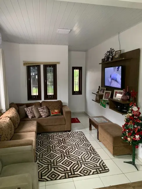 Foto 5 de Casa com 3 quartos à venda, 135m2 em Ararangua - SC