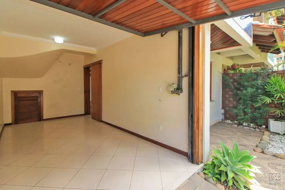 Casa de Condomínio com 3 quartos à venda, 77m2 em Cristal, Porto Alegre - RS - imagem 5 Foto 5 de Casa de Condomínio com 3 quartos à venda, 77m2 em Cristal, Porto Alegre - RS