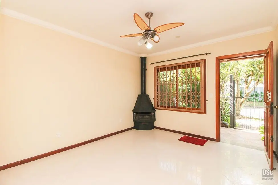 Foto 1 de Casa de Condomínio com 3 quartos à venda, 77m2 em Cristal, Porto Alegre - RS