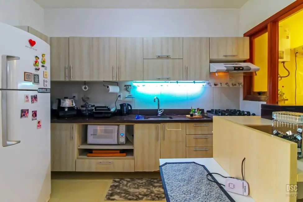 Casa com 2 quartos à venda, 64m2 em Hípica, Porto Alegre - RS - imagem 3 Foto 3 de Casa com 2 quartos à venda, 64m2 em Hípica, Porto Alegre - RS