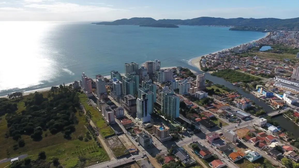 Foto 9 de Apartamento com 3 quartos à venda, 127m2 em Meia Praia, Itapema - SC