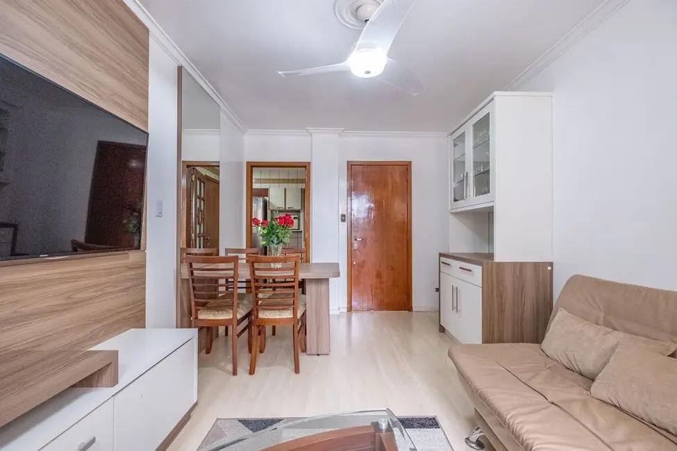 Foto 3 de Apartamento com 2 quartos à venda, 74m2 em Centro, Florianopolis - SC