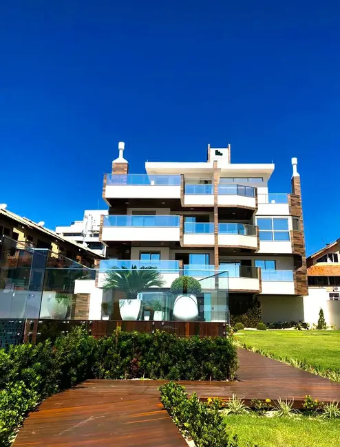 Foto 1 de Apartamento com 3 quartos à venda, 151m2 em Bombinhas - SC