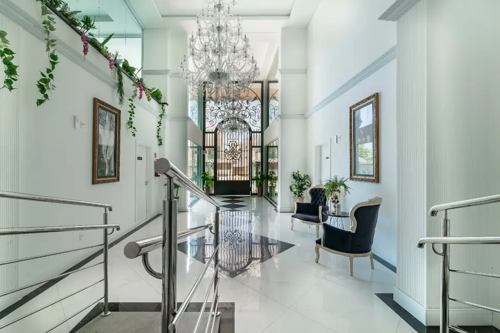 Foto 6 de Apartamento com 2 quartos à venda, 71m2 em Bombinhas - SC