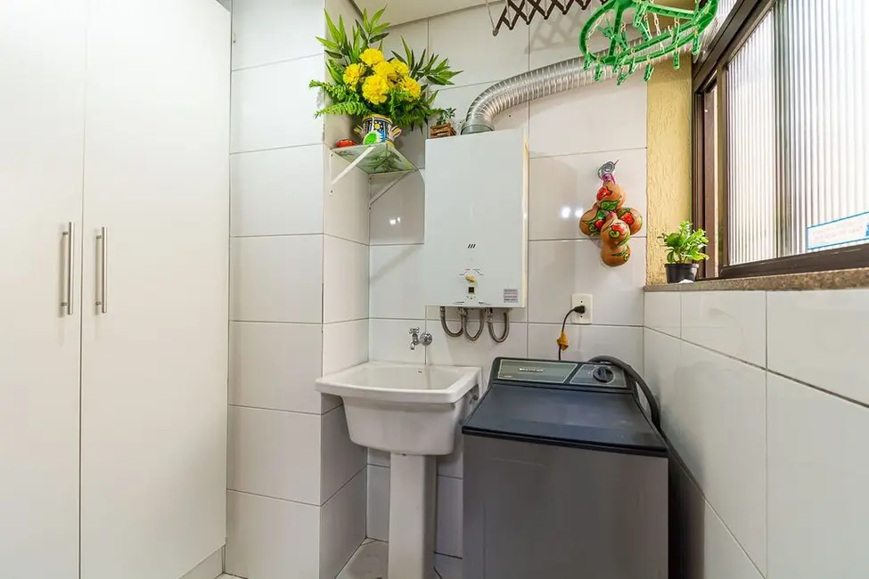 Apartamento com 2 quartos à venda, 87m2 em Cristo Redentor, Porto Alegre - RS - imagem 7 Foto 7 de Apartamento com 2 quartos à venda, 87m2 em Cristo Redentor, Porto Alegre - RS