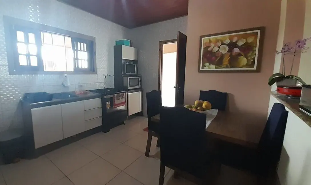 Foto 2 de Casa com 3 quartos à venda, 69m2 em Urussanguinha, Ararangua - SC