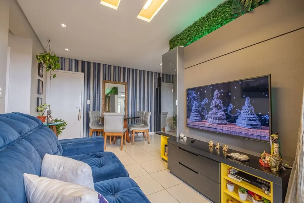 Foto 2 de Apartamento com 2 quartos à venda, 55m2 em Barreiros, Sao Jose - SC
