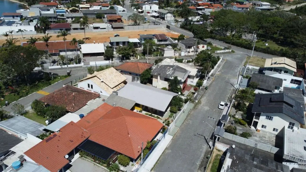 Foto 4 de Casa com 3 quartos à venda, 140m2 em Praia de Fora, Palhoca - SC