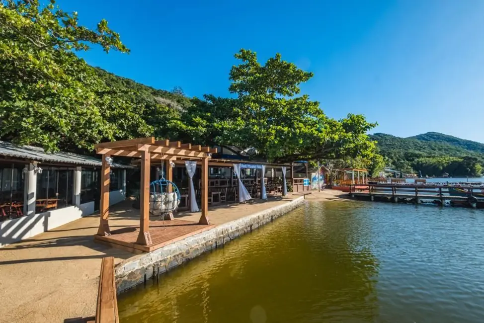 Casa com 3 quartos à venda, 284m2 em Lagoa da Conceição, Florianopolis - SC - imagem 7 Foto 7 de Casa com 3 quartos à venda, 284m2 em Lagoa da Conceição, Florianopolis - SC