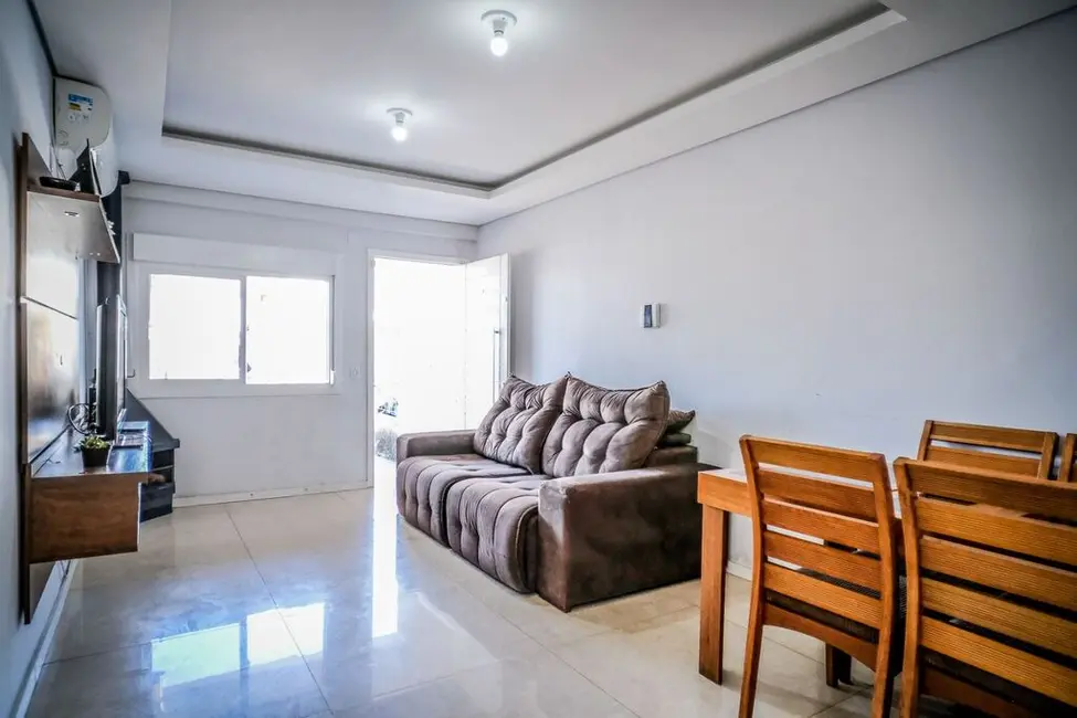 Casa com 2 quartos à venda, 100m2 em Jardim Itu, Porto Alegre - RS - imagem 6 Foto 6 de Casa com 2 quartos à venda, 100m2 em Jardim Itu, Porto Alegre - RS