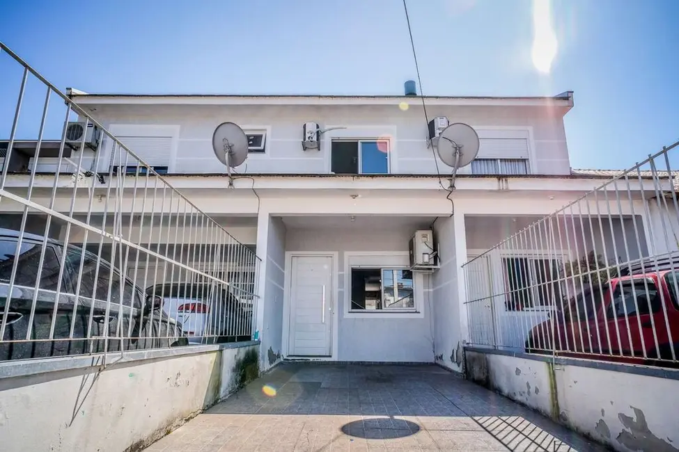 Casa com 2 quartos à venda, 100m2 em Jardim Itu, Porto Alegre - RS - imagem 4 Foto 4 de Casa com 2 quartos à venda, 100m2 em Jardim Itu, Porto Alegre - RS
