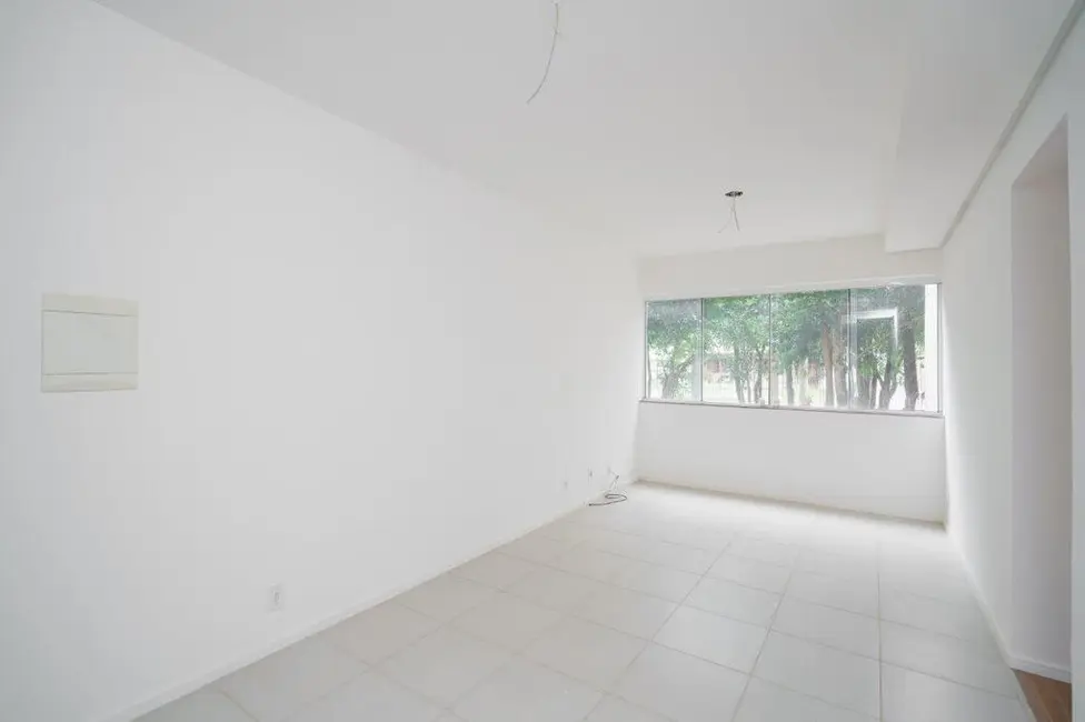 Foto 6 de Apartamento com 2 quartos à venda, 50m2 em Hípica, Porto Alegre - RS