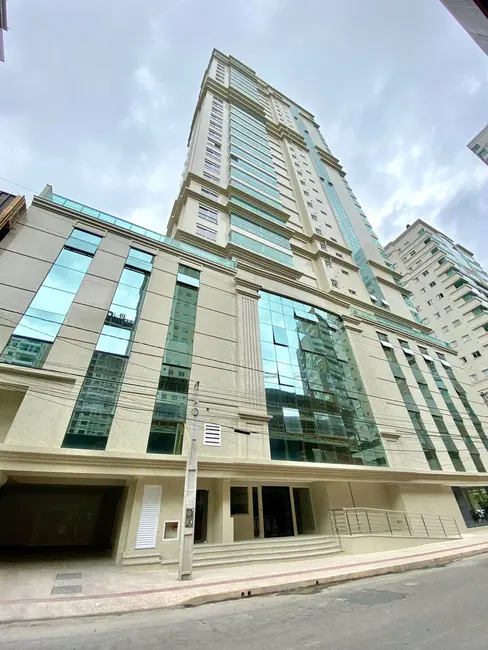 Foto 3 de Apartamento com 4 quartos à venda, 145m2 em Itapema - SC