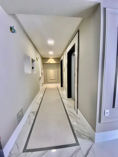 Foto 7 de Cobertura com 4 quartos à venda, 233m2 em Itapema - SC