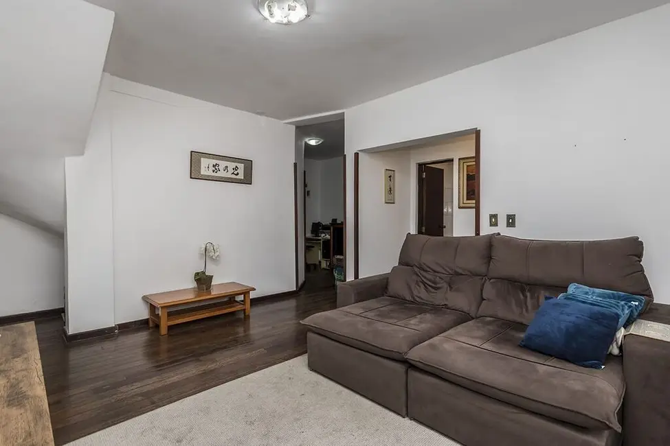 Casa com 4 quartos à venda, 363m2 em Jardim Itu, Porto Alegre - RS - imagem 5 Foto 5 de Casa com 4 quartos à venda, 363m2 em Jardim Itu, Porto Alegre - RS