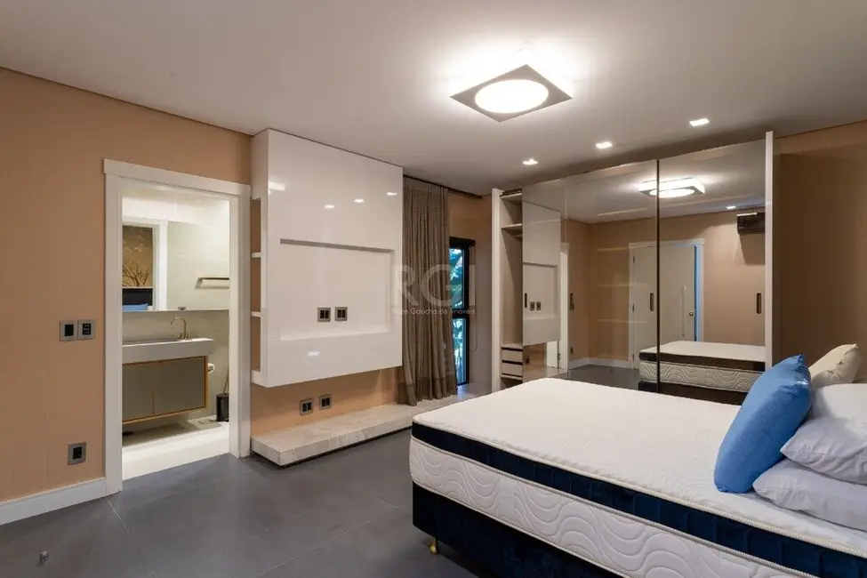 Casa de Condomínio com 5 quartos à venda, 720m2 em Belém Novo, Porto Alegre - RS - imagem 8 Foto 8 de Casa de Condomínio com 5 quartos à venda, 720m2 em Belém Novo, Porto Alegre - RS