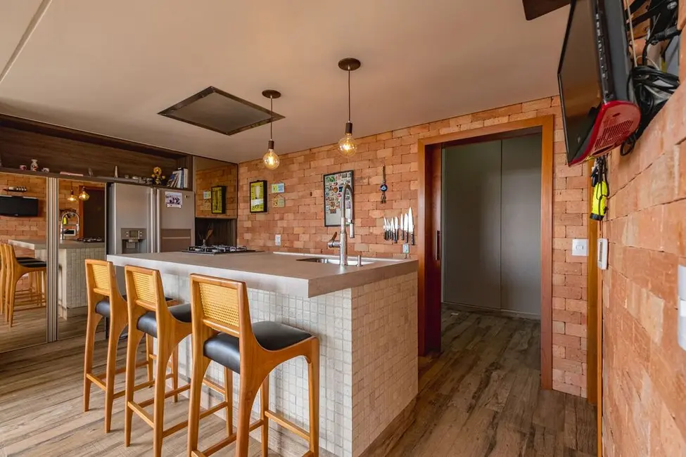 Casa de Condomínio com 3 quartos à venda, 450m2 em João Paulo, Florianopolis - SC - imagem 8 Foto 8 de Casa de Condomínio com 3 quartos à venda, 450m2 em João Paulo, Florianopolis - SC